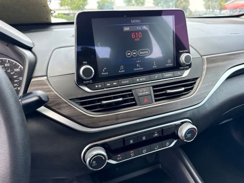 Used 2025 Nissan Altima SV Sedan