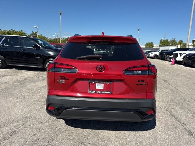 2023 Toyota Corolla Cross Hybrid S photo 4