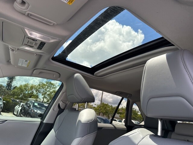 2024 Toyota RAV4 Limited photo 3