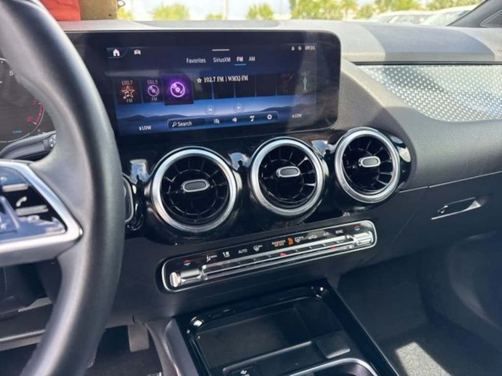 Used 2025 Mercedes-Benz GLA 250 SUV