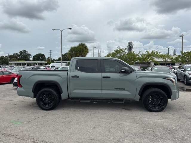 2025 Toyota Tundra SR5 photo 2