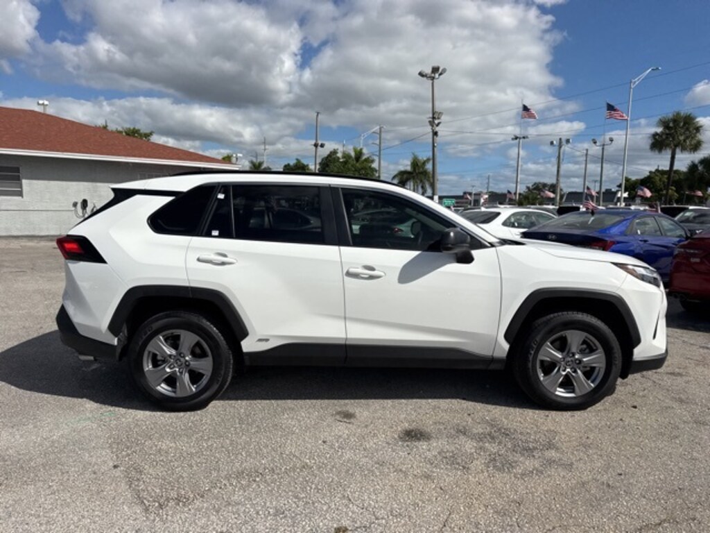 Used 2025 Toyota RAV4 Hybrid LE SUV