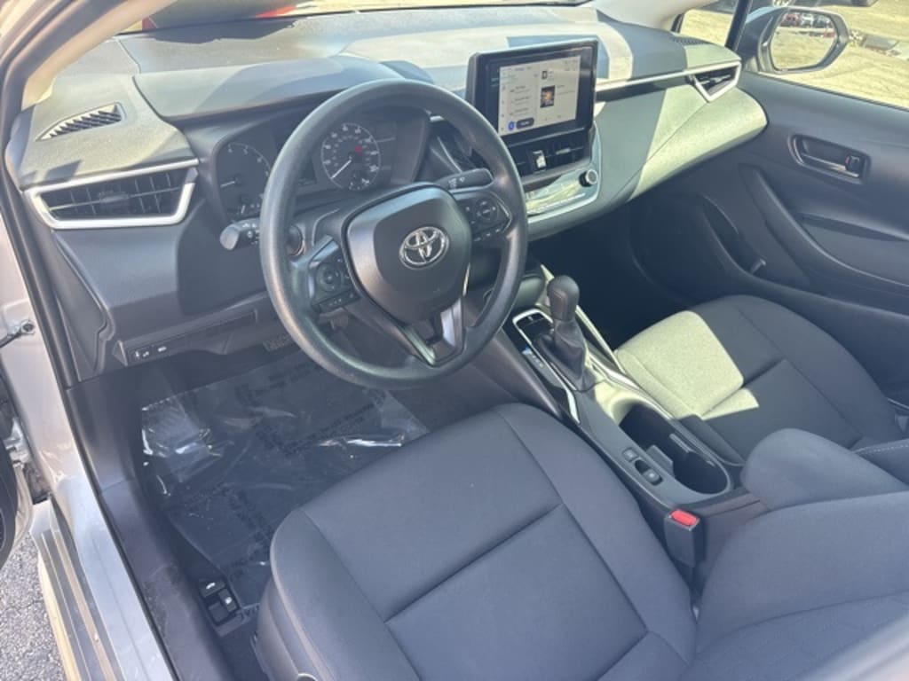 Used 2024 Toyota Corolla LE Sedan