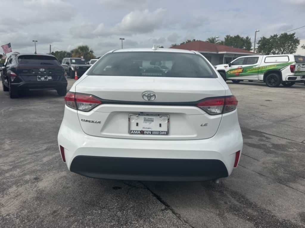 Used 2024 Toyota Corolla LE Sedan