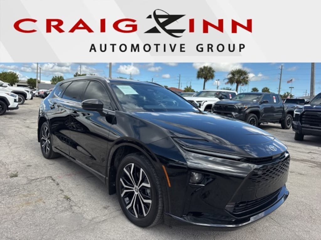 Used 2025 Toyota Crown Signia XLE SUV