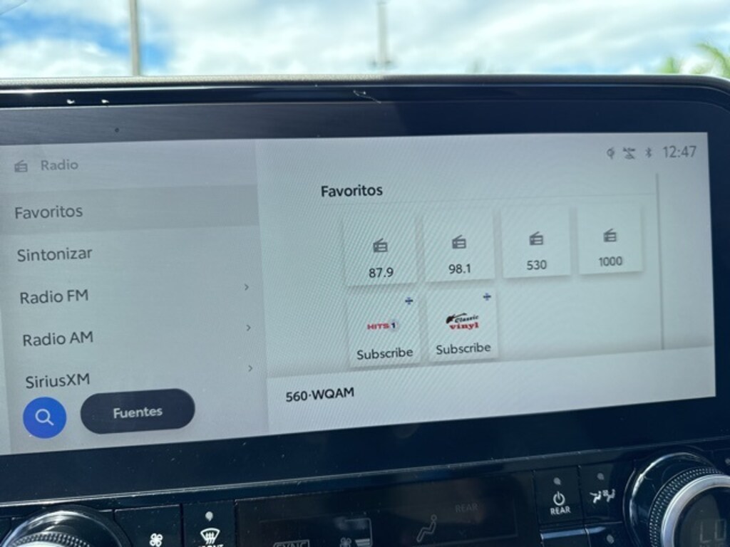 Used 2023 Toyota Highlander Hybrid Limited SUV