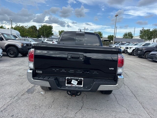 2022 Toyota Tacoma SR5 photo 4