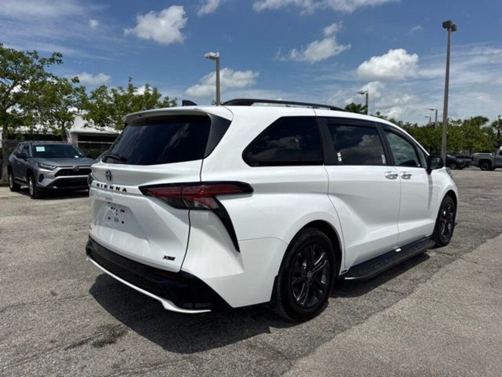 Used 2025 Toyota Sienna XSE 7 Passenger Van Passenger Van