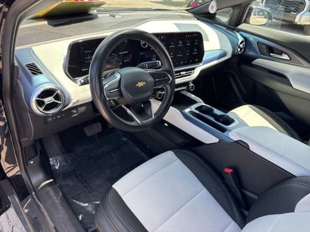 Used 2025 Chevrolet Equinox EV LT 2 SUV