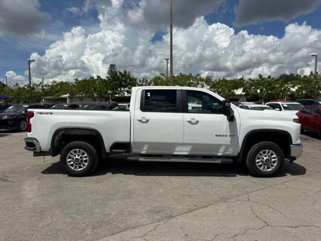 Used 2025 Chevrolet Silverado 2500 HD LT Truck Crew Cab