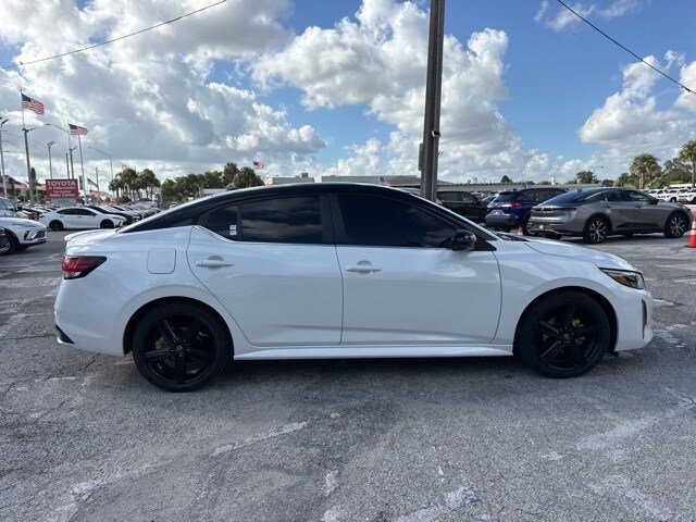 2024 Nissan Sentra SR photo 4