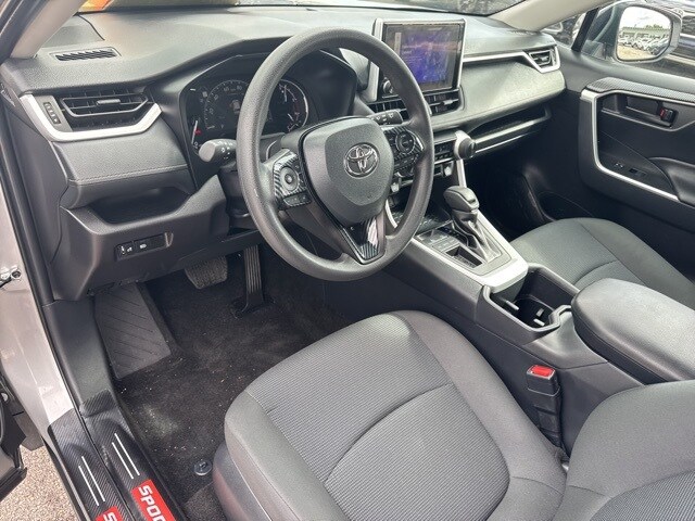 2025 Toyota RAV4 LE photo 2