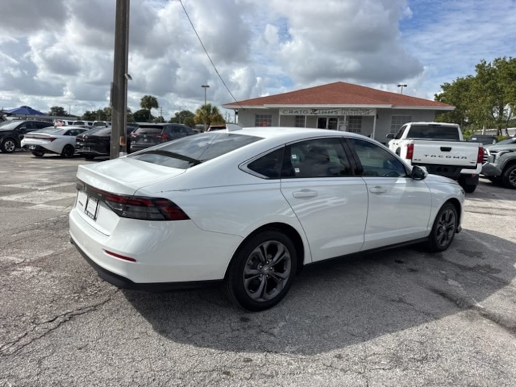 Used 2023 Honda Accord EX Sedan