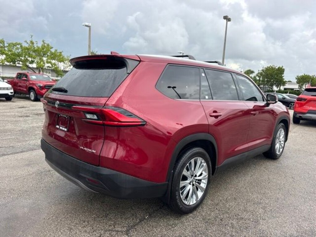 Used 2024 Toyota Grand Highlander Platinum SUV