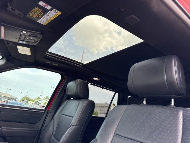 2023 Toyota Sequoia Platinum photo 2