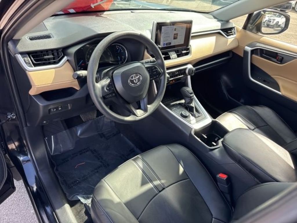 Used 2025 Toyota RAV4 Hybrid LE SUV