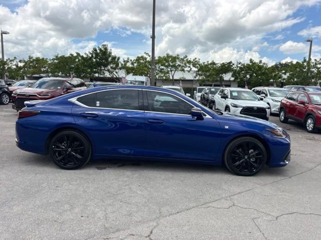 Used 2024 Lexus ES 300h F SPORT Handling Sedan