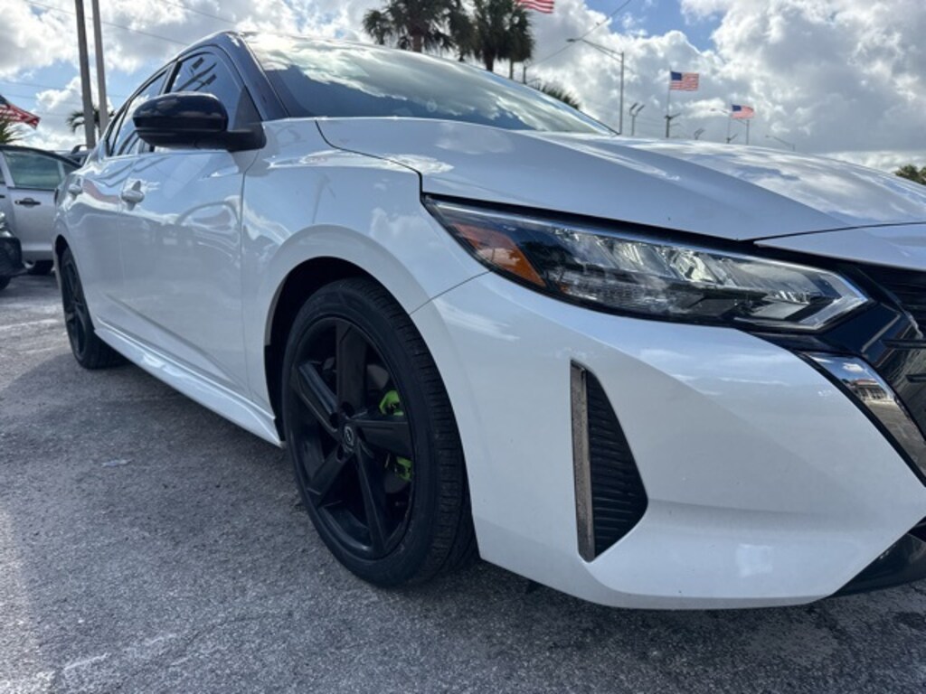 Used 2024 Nissan Sentra SR Sedan