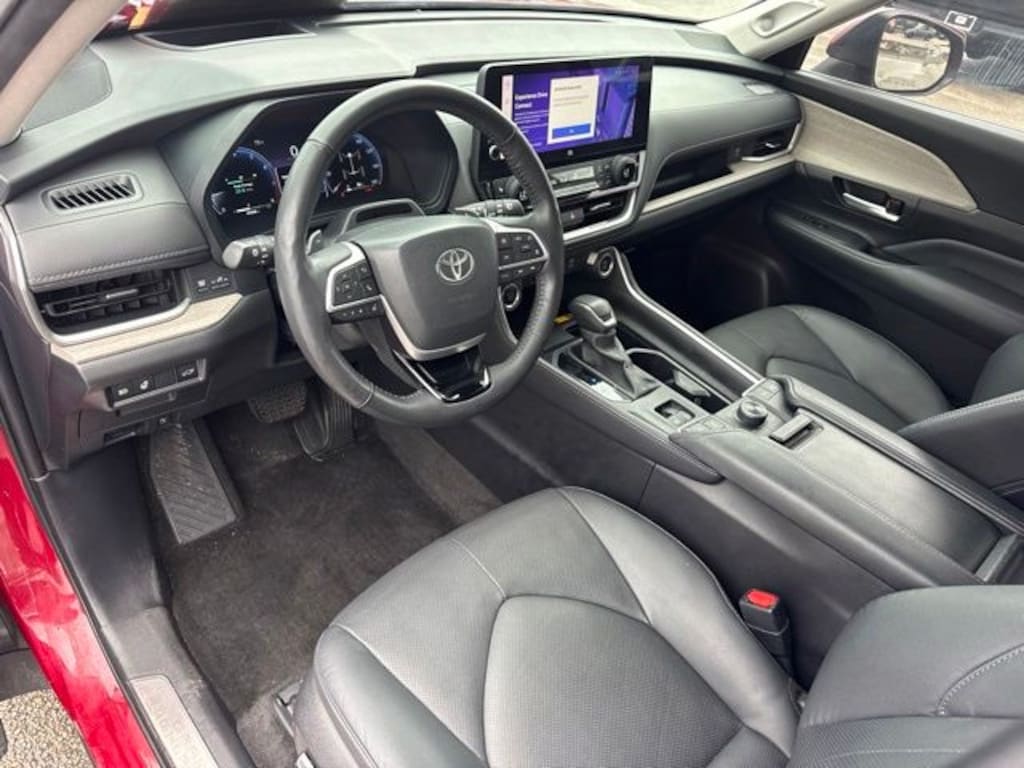Used 2024 Toyota Grand Highlander Platinum SUV