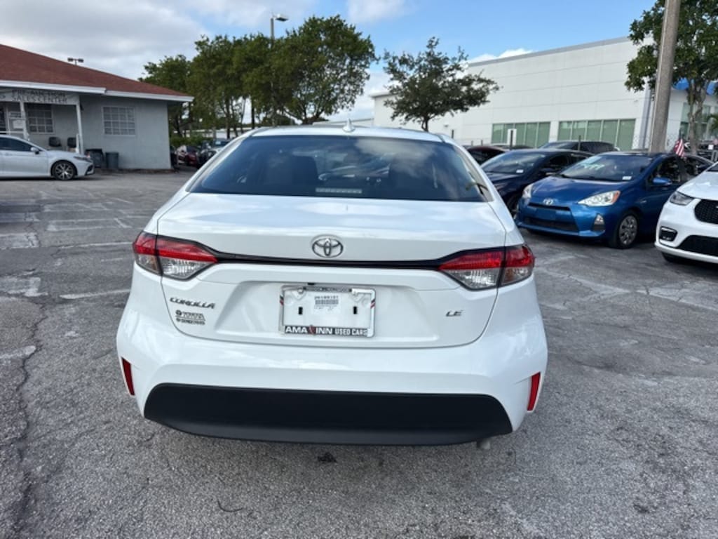 Used 2024 Toyota Corolla LE Sedan