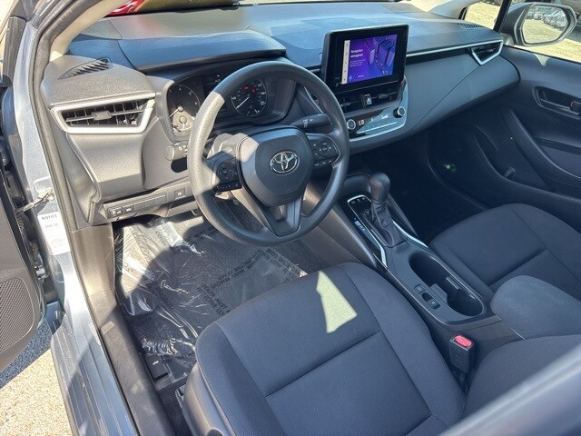 2023 Toyota Corolla Hybrid LE photo 2