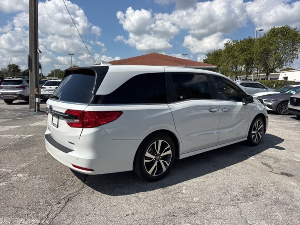 Used 2023 Honda Odyssey Touring Van