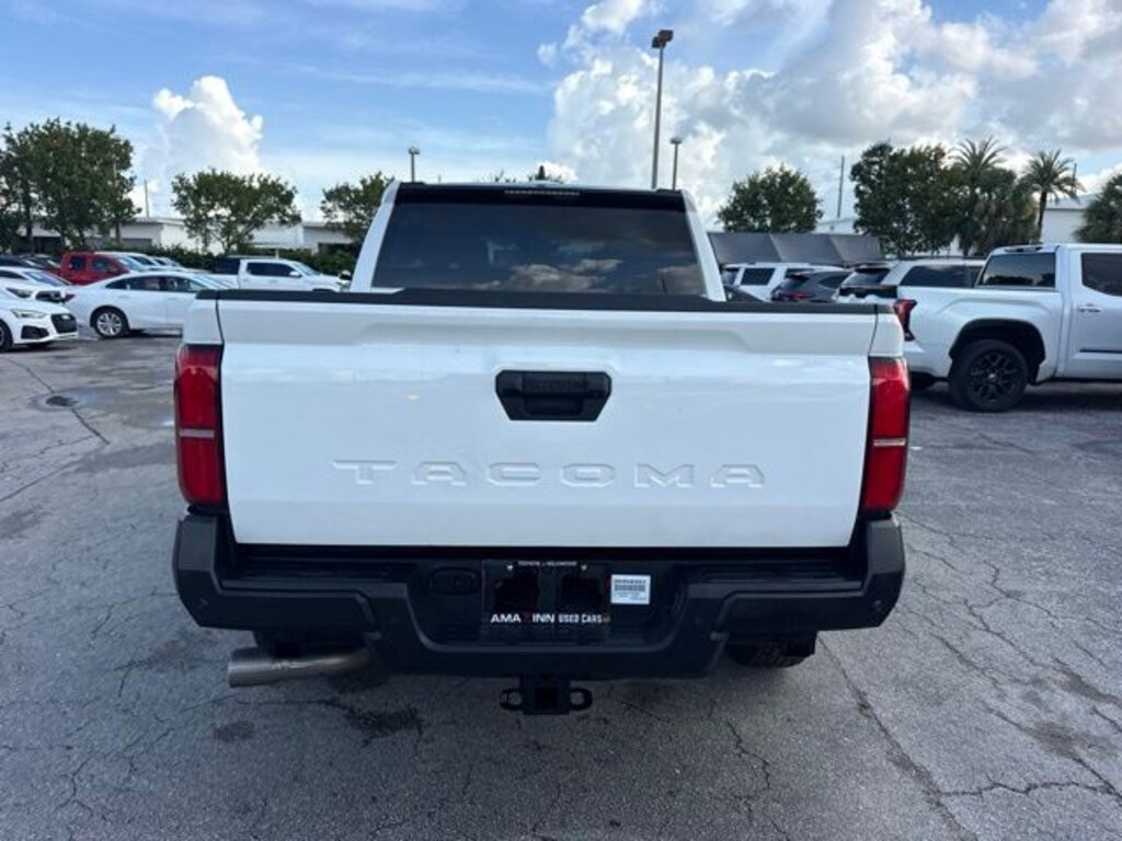 Used 2025 Toyota Tacoma SR Truck Double Cab