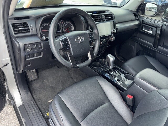 2020 Toyota 4Runner Limited photo 2