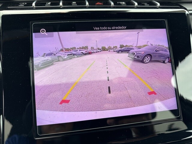 2025 Jeep Grand Cherokee Laredo photo 4