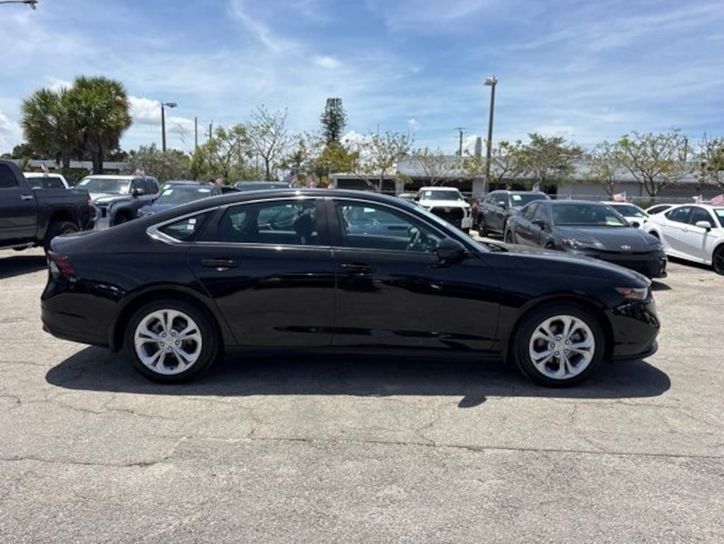 Used 2025 Honda Accord LX Sedan