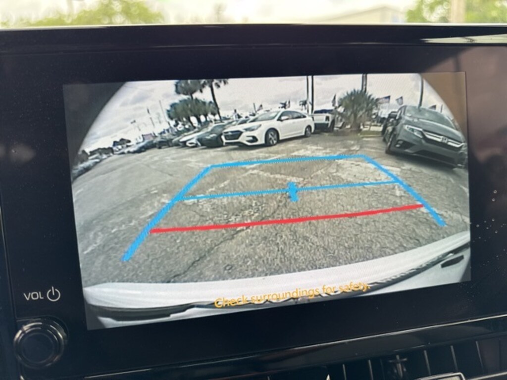 Used 2025 Toyota Corolla Hybrid LE Sedan