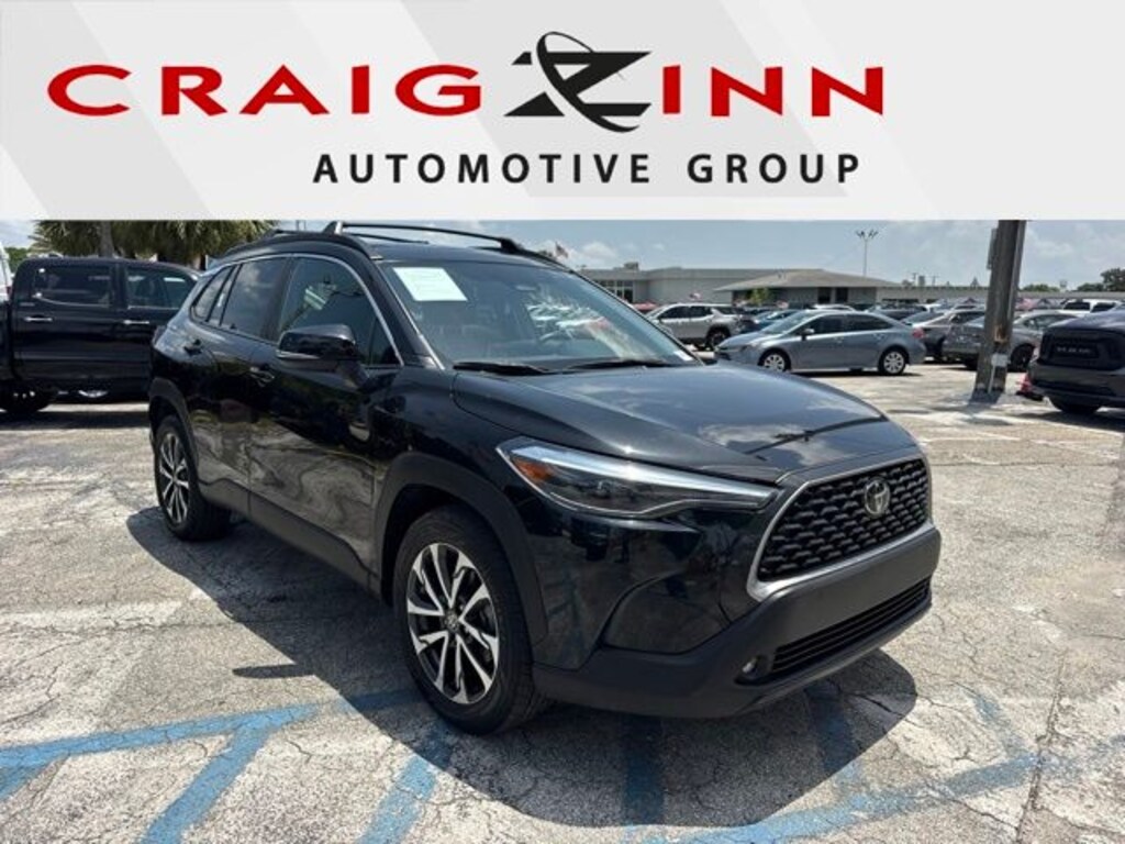 Used 2025 Toyota Corolla Cross XLE SUV