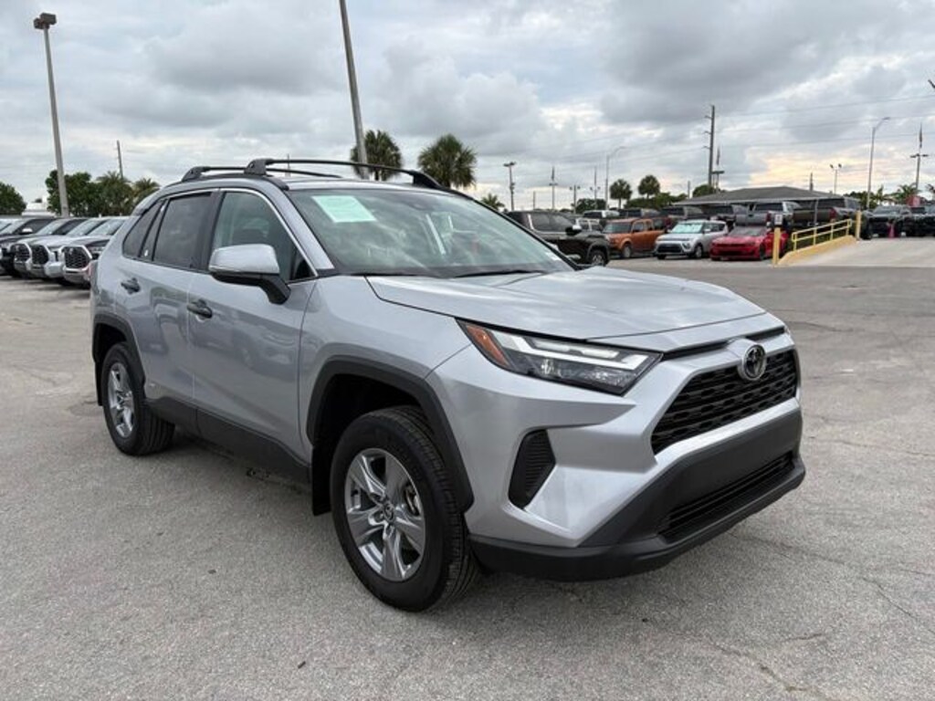 Used 2025 Toyota RAV4 Hybrid LE SUV