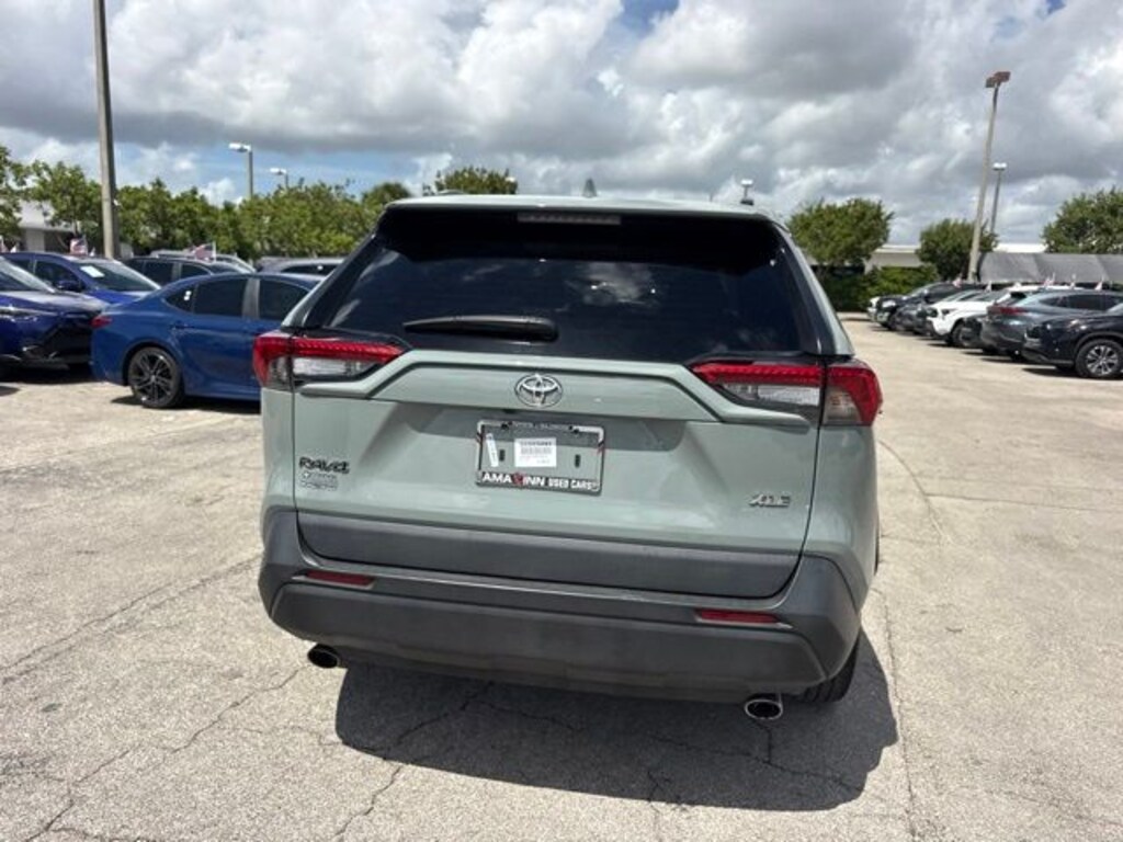 Used 2022 Toyota RAV4 XLE Premium SUV