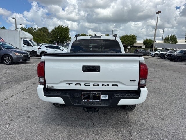2022 Toyota Tacoma SR5 V6 photo 4