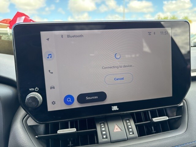 2024 Toyota RAV4 Hybrid XSE photo 4