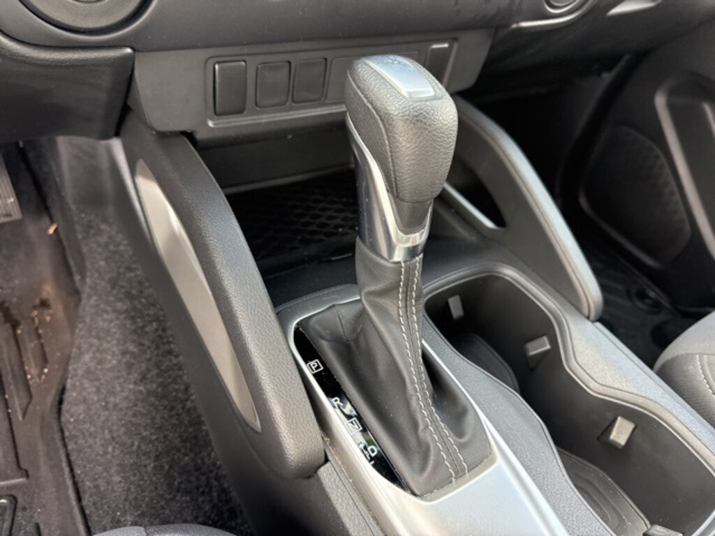 Used 2024 Nissan Frontier SV Truck Crew Cab