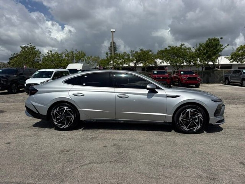 Used 2026 Hyundai Sonata SEL Sport Sedan