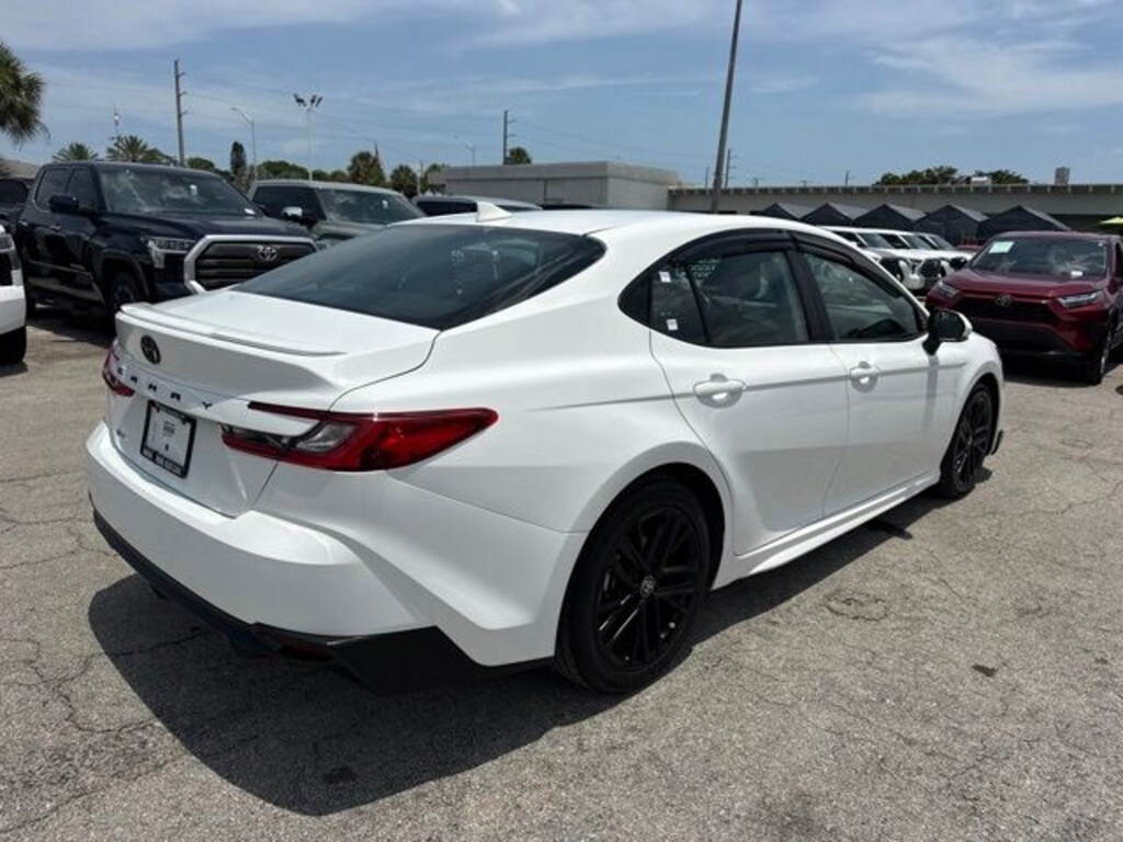 Used 2025 Toyota Camry SE Sedan