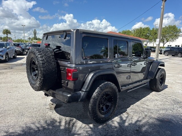 2018 Jeep Wrangler Unlimited Rubicon photo 3