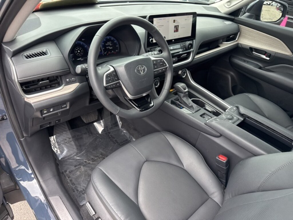 Used 2025 Toyota Grand Highlander Limited SUV