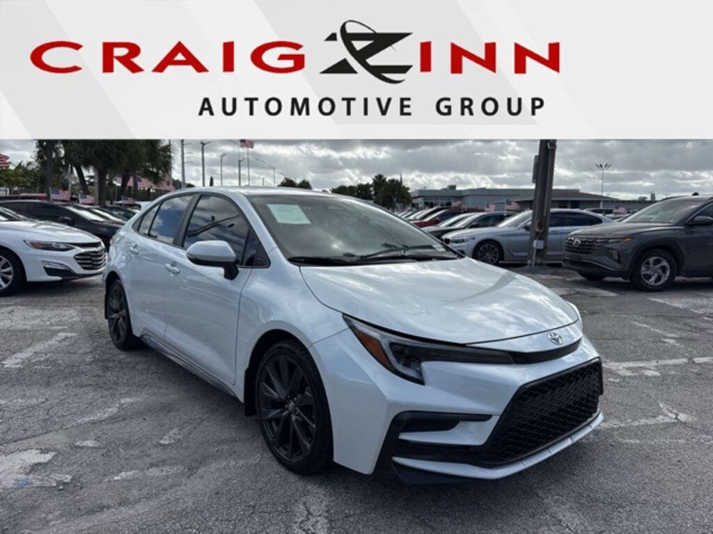 Used 2025 Toyota Corolla SE Sedan