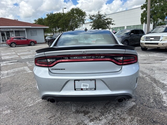 2022 Dodge Charger Scat Pack photo 4