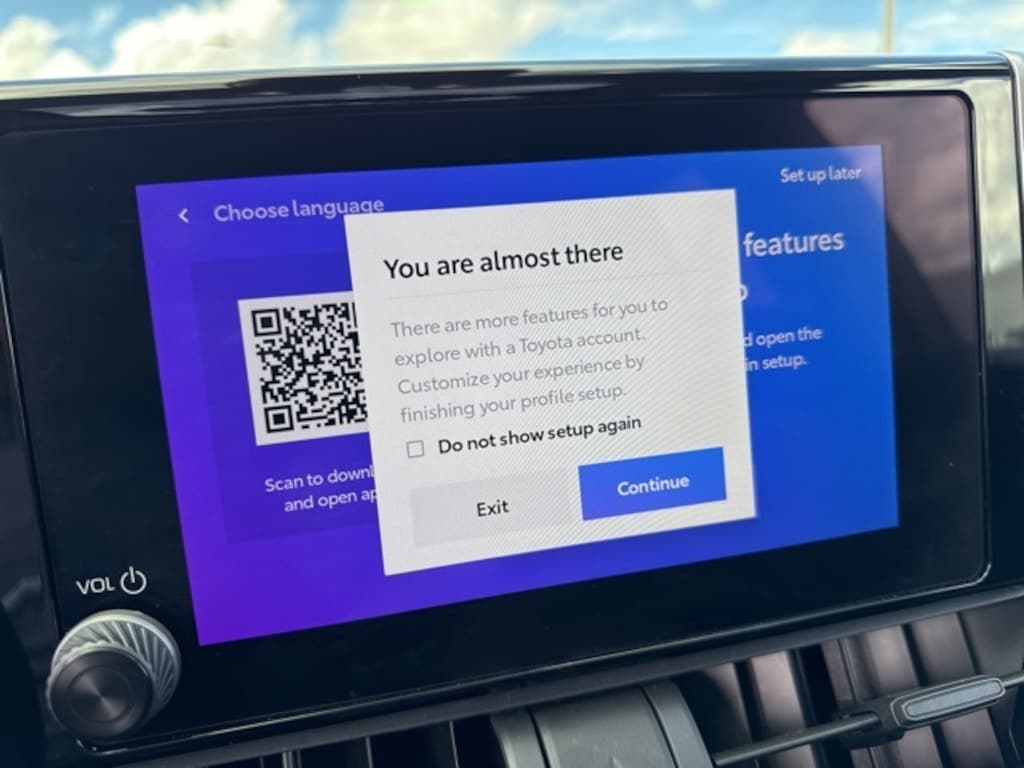 Used 2025 Toyota RAV4 Hybrid XLE SUV