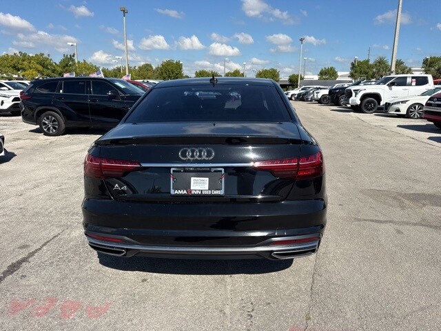 2020 Audi A4 40 Premium photo 3