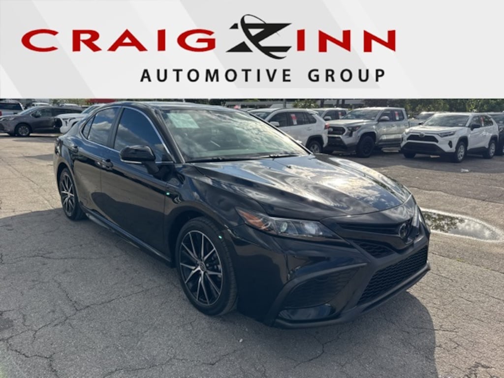 Used 2023 Toyota Camry SE Sedan