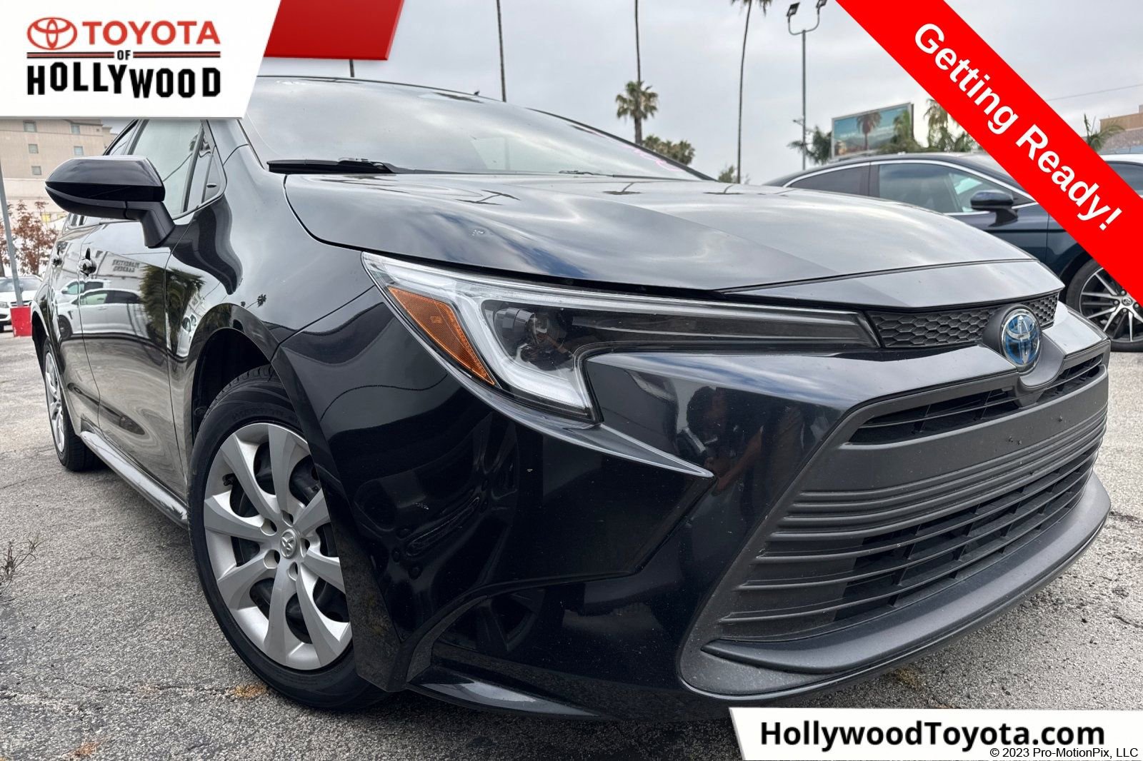2025 Toyota Corolla LE Hybrid CVT's photo