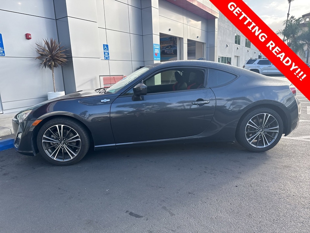 2016 Scion FR-S Base photo 3