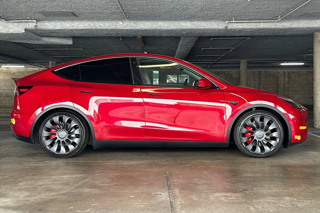 Used 2022 Tesla Model Y Performance SUV