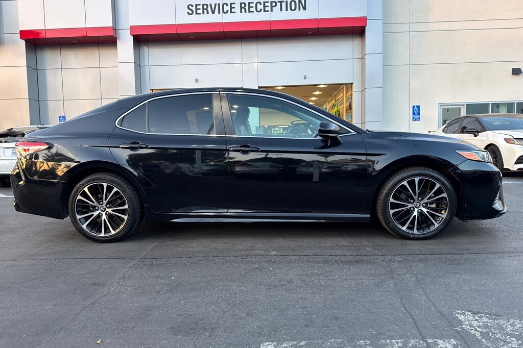 Used 2018 Toyota Camry L Sedan